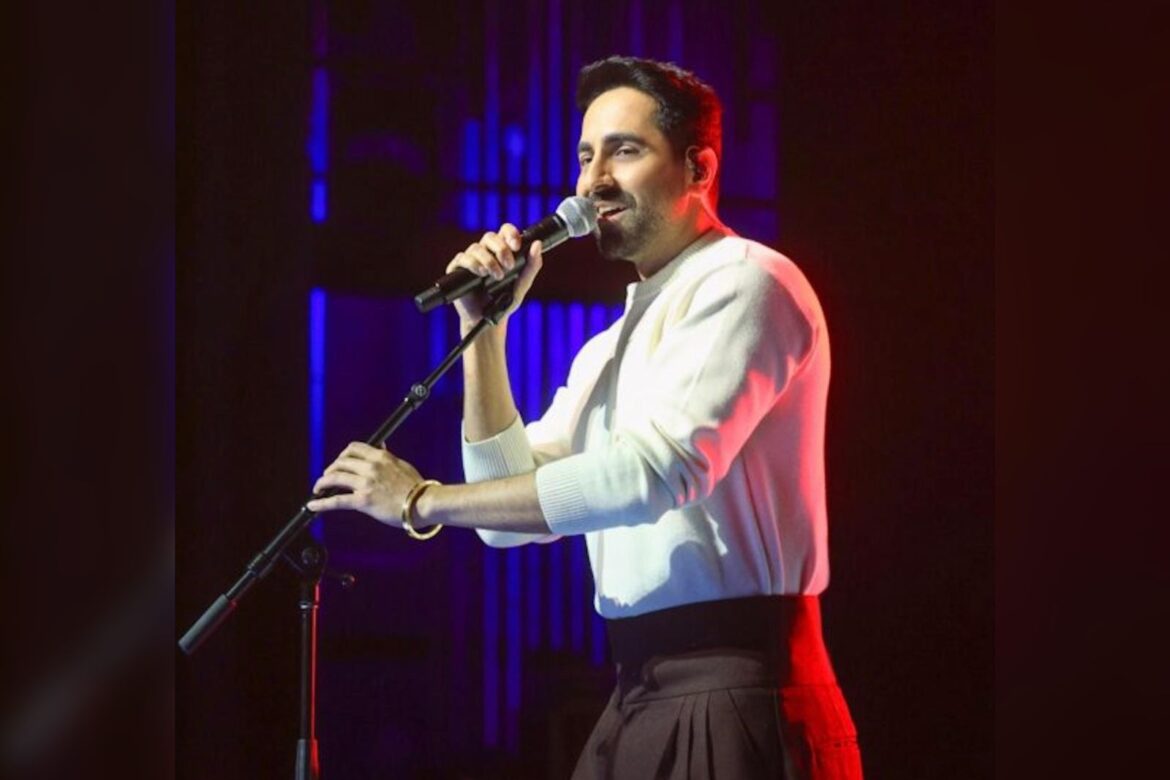 Ayushmann Khurrana Credits Arijit Singh for First Singing Live!