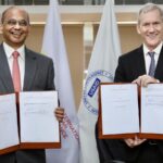 Dr. Ajay Mathur (ISA) and Dr. Steven Olive (USAID) at the signing event. PHOTO: USAID/India