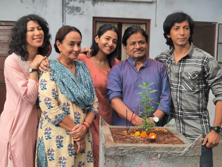 From left, Shivani Tanksale, Soni Razdan, Smita Sirisha, Raghubir Yadav and Anshuman Jha in Om Ka Hari. PHOTO: Hardly Anonymous PR