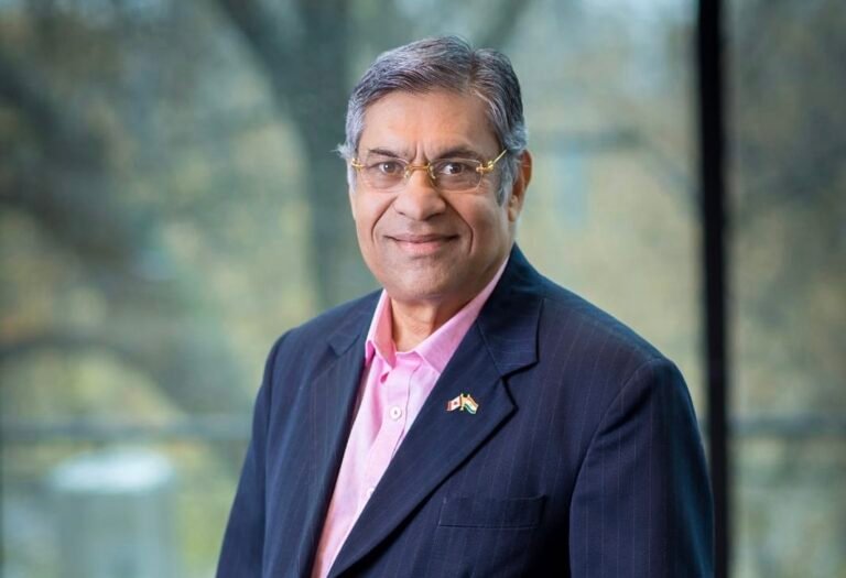 Hemant M.Shah.